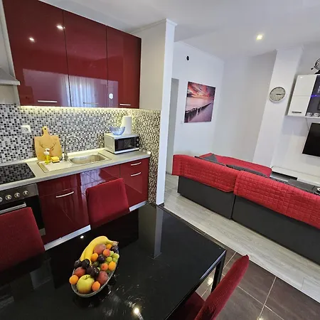 Modern Nikola In A Quiet Area * Kaštel Stari