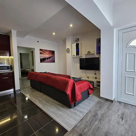 Modern Nikola In A Quiet Area