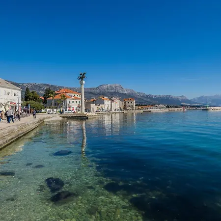 Modern Nikola In A Quiet Area Apartment