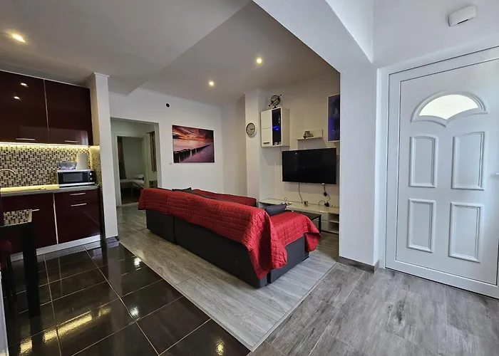 Modern Nikola In A Quiet Area